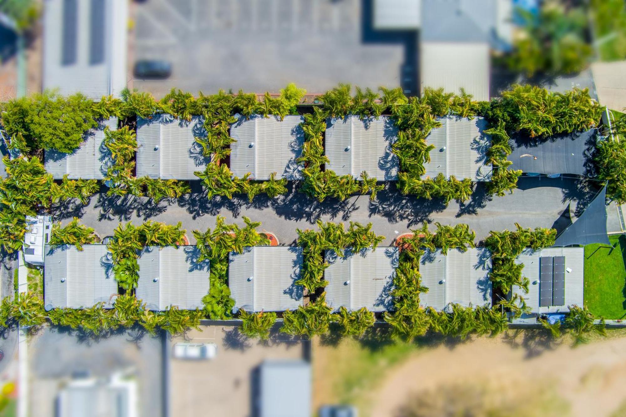 Emerald Motel Apartments エクステリア 写真